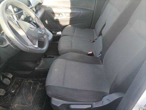 Asientos Traseros Opel Combo ACTIVE CARGA INCREMENTADA 102CV 75KW