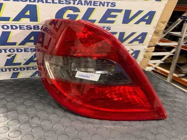 Foto 1ª: Piloto Trasero Izquierdo Mercedes Clase A 140 2.0 CDI 0CV [640.940] (2012)