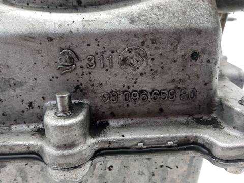 Foto 3ª: Carter Citroen C4 FEEL EDITION 110CV 81KW [HN01] (2015)