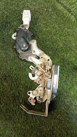 Foto 2ª: Cerradura Puerta Trasera Derecha Toyota 4 Runner 3.0 T DIESEL (1993)