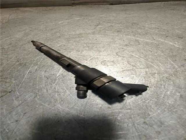 Foto 2ª: Inyectores Hyundai Tucson 2.0 CRDI COMFORT (4WD) [2.0 LTR. - 103 KW CRDI CAT]