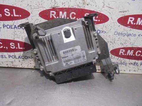 Foto 1ª: Centralita Motor ECU Kia Carens CONCEPT 140CV 103KW [D4EA] (2007)