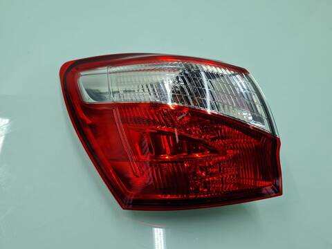 Foto 1ª: Piloto Trasero Izquierdo Nissan Qashqai ACENTA 131CV 96KW [R9M] (2014)