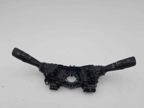 Mando Multifuncion Toyota Auris 1.8 HYBRID ZWE186_) 136CV 100KW