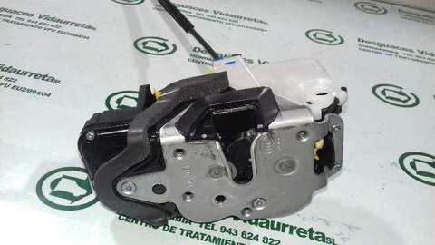 Foto 2ª: Cerradura Puerta Delantera Izquierda Opel Astra EXCELLENCE 131CV 96KW [A17DTS] (2013)