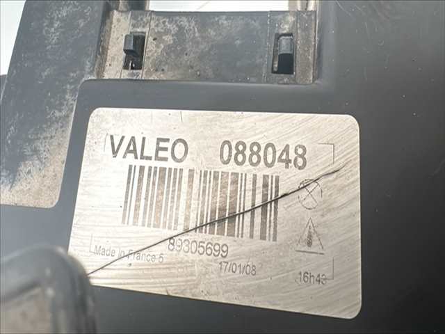 Foto 2ª: Faro Izquierdo Audi A4 2.5 TDI [D/AKE] (2000)