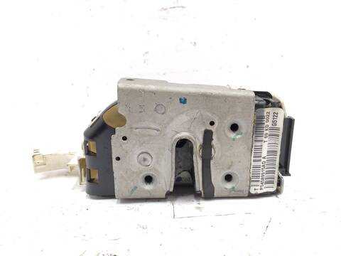 Foto 3ª: Cerradura Puerta Trasera Izquierda Fiat Freemont 2.0 JTD 170CV 125KW [939B5000] (2012)