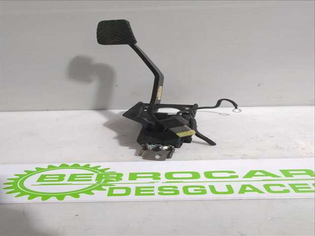 Foto 3ª: Pedal Freno Hyundai i30 1.6 CRDI 90CV 66KW [D4FB] (2010)