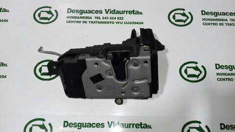 Foto 2ª: Cerradura Puerta Delantera Izquierda Opel Zafira 1.9 16V CDTI CAT Z 19 DTH - LRD) 150CV 110KW [Z19DTH] (2006)