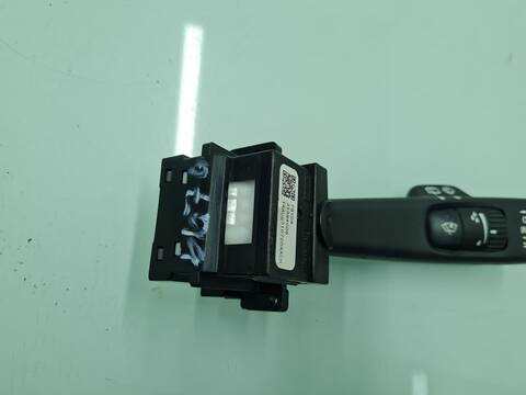 Foto 3ª: Mando Multifuncion Volvo V40 MOMENTUM 114CV 84KW [D4162T] (2015)