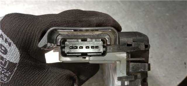 Foto 3ª: Cerradura Puerta Trasera Derecha Citroen C5 2.0 HDI EXCLUSIVE [2.0 LTR. - 80 KW HDI] [RHR]