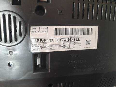 Foto 3ª: Cuadro de Instrumentos Jaguar XE 2.0 TURBO CAT 241CV (2014)