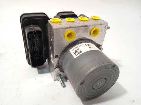 Foto 1ª: Abs Renault Clio 1.0 LPG B7MT) 91CV 67KW [H5H490] (2022)