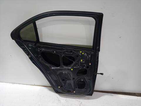 Foto 2ª: Puerta Trasera Izquierda Honda Accord 2.2I CTDI EXECUTIVE BERLINA 140CV 103KW [N22A1] (2006)