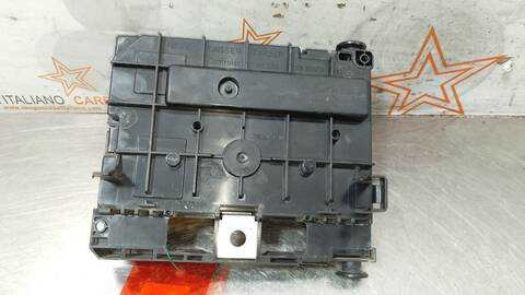 Foto 2ª: Caja Reles Fusibles Peugeot Partner PREMIUM 90CV 66KW [9HX] (2008)