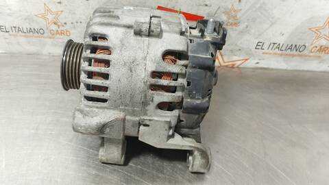 Foto 2ª: Alternador Toyota Auris ADVANCE 112CV 82KW [N47C16A] (2015)