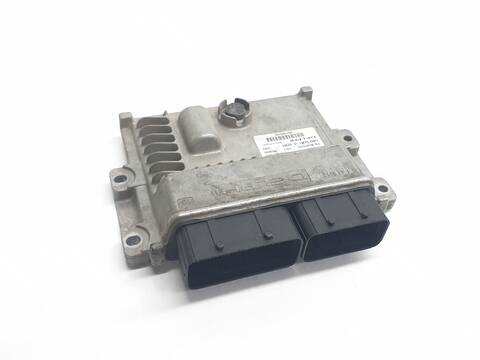 Centralita Motor ECU Opel Vivaro L EXPRESS