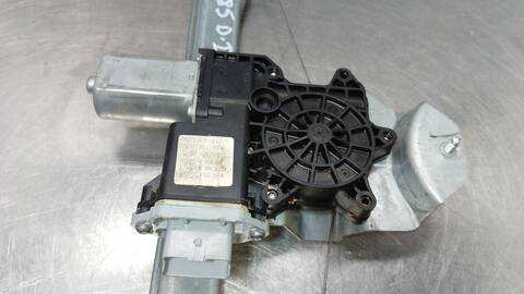 Foto 3ª: Elevalunas Eléctrico Delantero Izquierdo Renault Clio LIMITED 73CV 54KW [D4F D7] (2016)