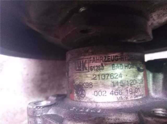 Foto 1ª: Bomba Servodireccion Mercedes Clase E 180 E 290 TURBO-D (210.017) [OM 602.982]
