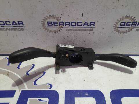 Foto 3ª: Mando Multifuncion Volkswagen Polo 1.2 54CV 40KW [AWY] (2004)