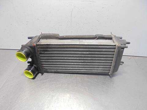 Foto 1ª: Intercooler Ford Tourneo AMBIENTE 75CV 55KW [XUCD] (2015)