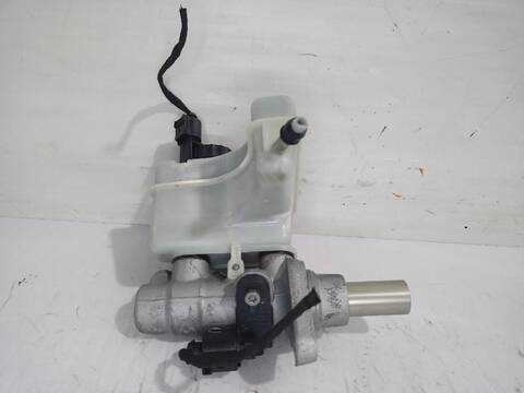 Foto 3ª: Bomba Freno Volkswagen Passat ADVANCE BLUEMOTION 105CV [CAYC] (2010)