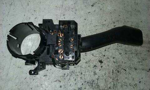 Foto 3ª: Mando Multifuncion Seat Alhambra 1.9 TDI 115CV 85KW [AUY] (2004)