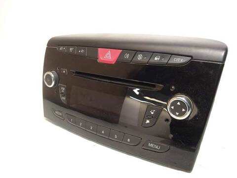 Foto 2ª: Sistema Audio Radio CD Lancia Y 1.3 JTD 16V 95CV 70KW [199B1000] (2015)