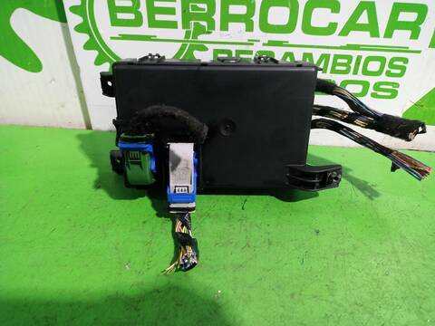 Foto 3ª: Caja Reles Fusibles Opel Corsa 1.3 16V CDTI 75CV [Z13DTJ] (2006)