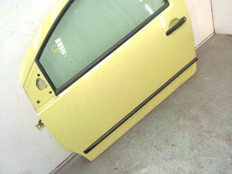 Foto 3ª: Puerta Delantera Izquierda Citroen C2 SX 73CV 54KW