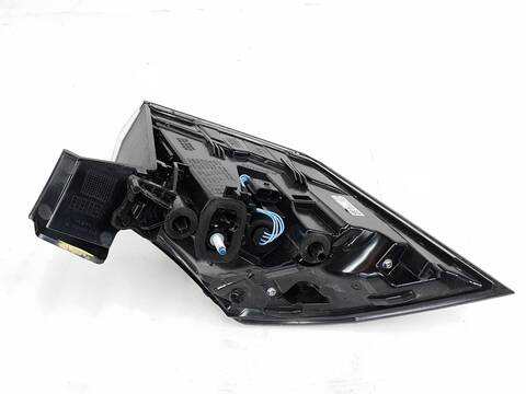 Foto 2ª: Piloto Trasero Derecho Renault Clio SIN DEFINIR