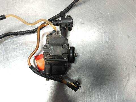 Foto 4ª: Bomba Inyeccion Mercedes Clase S 220 320 CDI 220.026) BERLINA 197CV 145KW [613960] (2002)