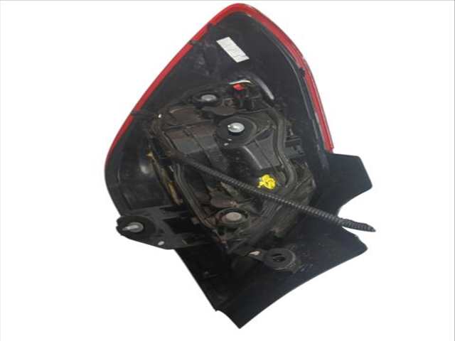 Foto 3ª: Piloto Trasero Derecho Opel Corsa 1.3 CDTI 08 68) (2014)