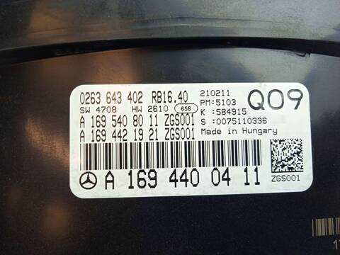 Foto 3ª: Cuadro de Instrumentos Mercedes Clase B 150 B 180 245.232) 116CV 85KW [266940] (2011)