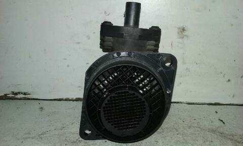 Foto 3ª: Caudalimetro Audi A3 AMBITION 105CV 77KW [BKC] (2005)