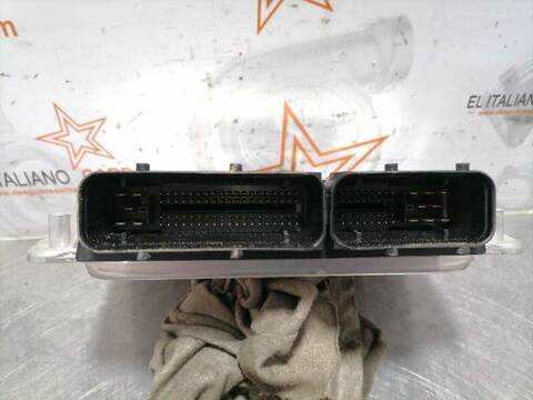 Foto 3ª: Centralita Motor ECU Volkswagen Passat COMFORTLINE BERLINA 130CV 96KW [AWX] (2003)