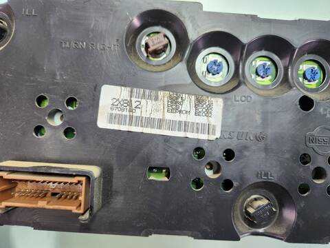 Foto 3ª: Cuadro de Instrumentos Nissan Terrano 2.7 TD 125CV 92KW [TD27TI] (2003)