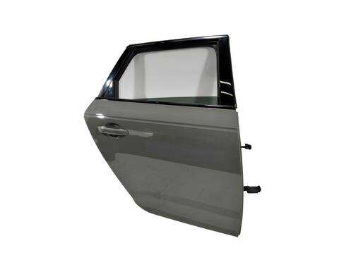 Foto 2ª: Puerta Trasera Derecha Audi A4 ADVANCED EDITION QUATTRO 272CV [CRTC] (2015)