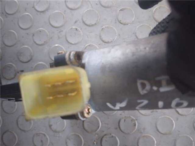 Foto 3ª: Elevalunas Eléctrico Delantero Izquierdo Mercedes Clase E 180 