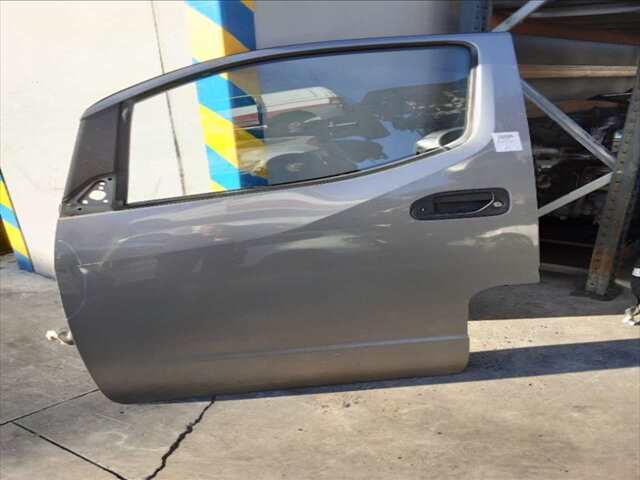 Puerta Delantera Izquierda Nissan NV200 1.5 DCI 85-88-90CV