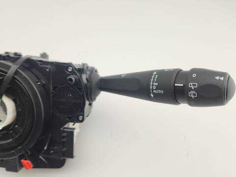 Foto 2ª: Mando Multifuncion Peugeot 208 1.2 PURETECH 100 101CV 74KW [HN05] (2024)