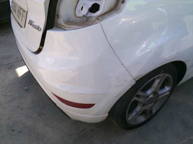 Foto 2ª: Paragolpes Trasero Ford Fiesta 1.6 TDCI 2008-2013 [TZJA] (2011)