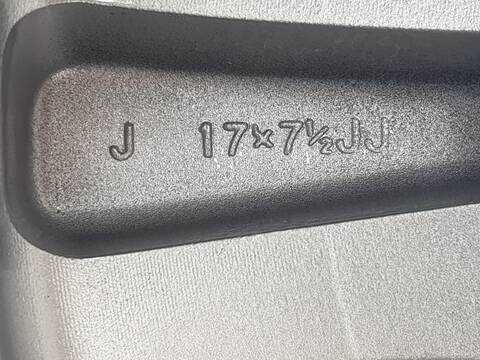 Foto 2ª: LLanta Aleacion Toyota Land Cruiser 3.0 D-4D GX (2004)