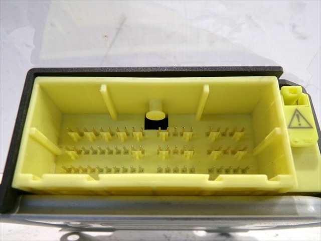 Foto 3ª: Centralita Airbag Mitsubishi Outlander 2.0 G 2012-2015, HIBDRIDO [4B11 S61+Y61] (2013)