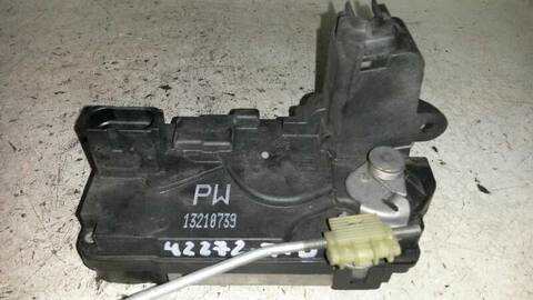 Cerradura Puerta Trasera Derecha Opel Zafira 1.9 CDTI 120CV 88KW