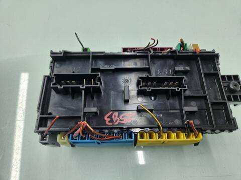 Foto 4ª: Caja Reles Fusibles Mercedes Clase A 140 A 45 AMG 4-MATIC 176.052) 360CV 265KW [133980] (2013)