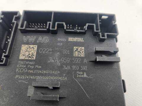Foto 3ª: Centralita Motor ECU Volkswagen Golf STYLE 115CV [DXDE] (2024)