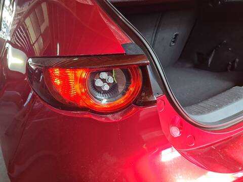 Foto 2ª: Piloto Trasero Izquierdo Mazda 3 2.0 SKYACTIV-G M HYBRID HATCHBACK 122CV 90KW [PEXN] (2020)