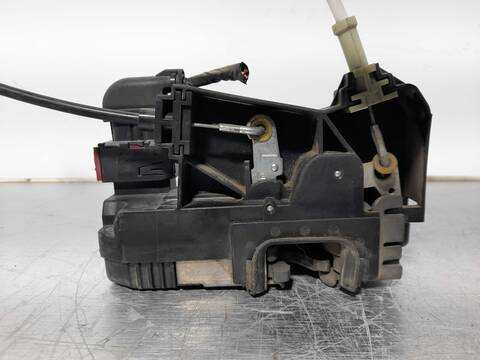 Foto 4ª: Cerradura Puerta Delantera Izquierda Opel Astra 1.6 CAT Z 16 SE - L55) BERLINA 84CV 62KW [Z16SE] (2002)