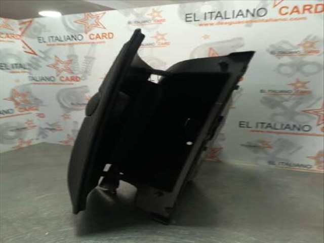 Foto 4ª: Guantera Fiat 500 1.2 G 69CV 51KW NUOVA 150) POP [G-169A4000] (2018)